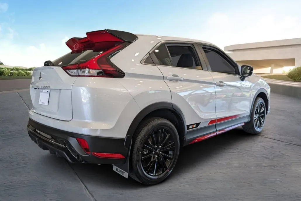 2024 Mitsubishi Eclipse Cross Ralliart photo 1