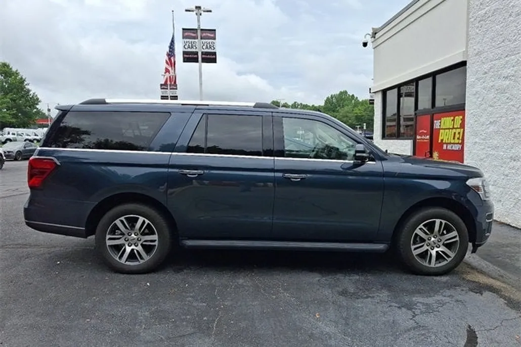 2024 Ford Expedition MAX Limited photo 1