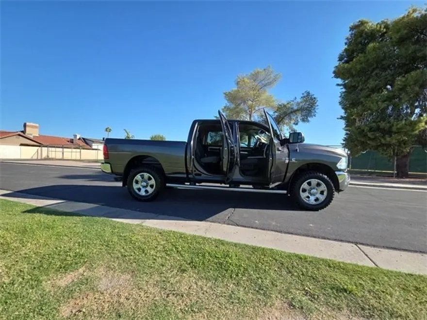 2017 Ram 2500 Big Horn photo 1