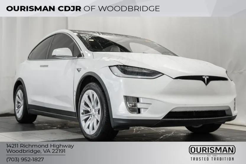 2018 Tesla Model X 75D photo 1