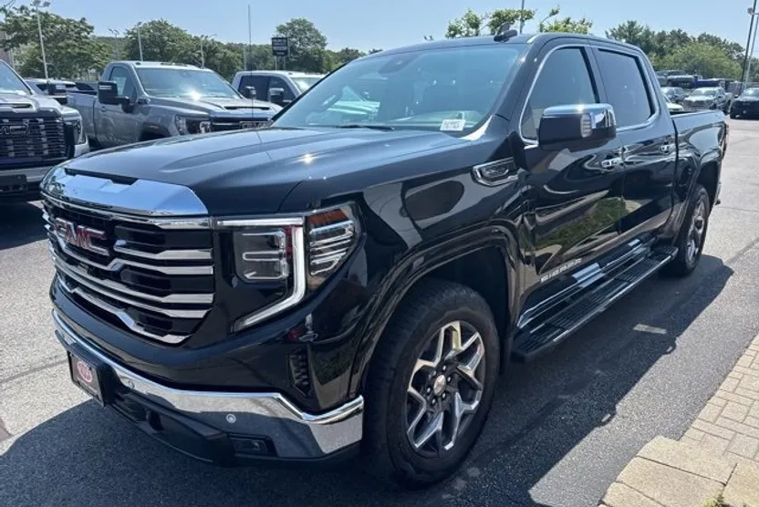 2025 Gmc Sierra 1500 SLT photo 1