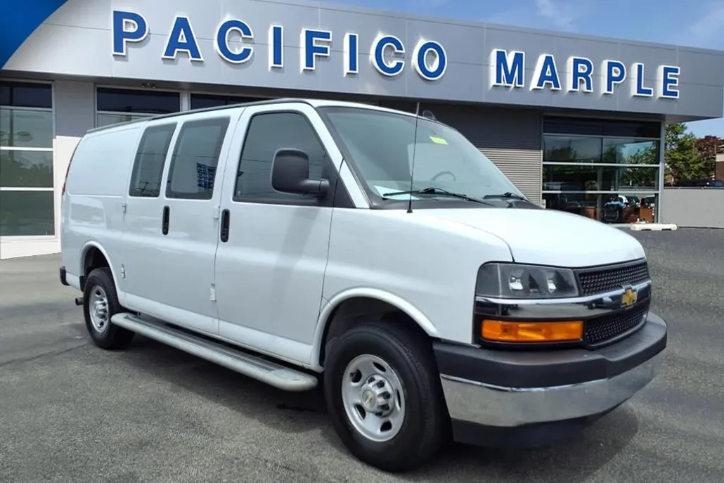 2023 Chevrolet Express 2500 Work Van photo 1