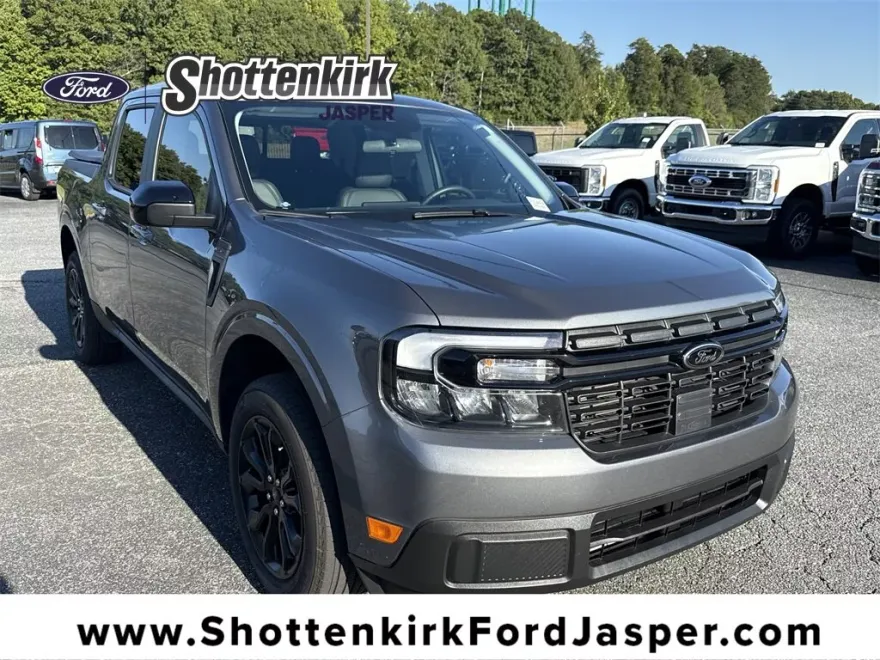 2024 Ford Maverick Lariat photo 1
