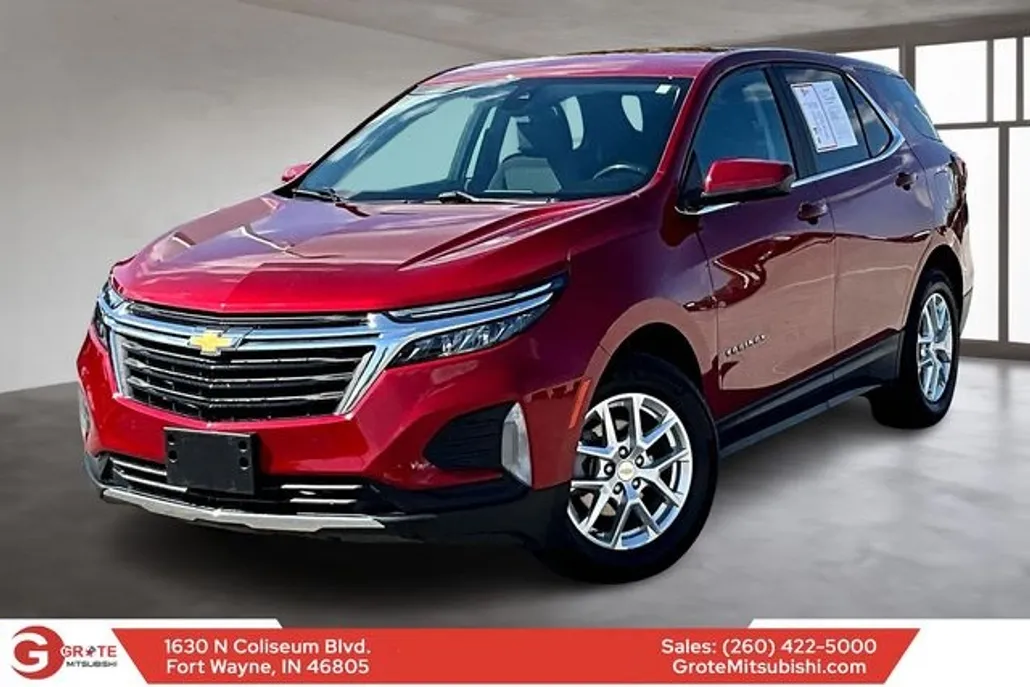 2022 Chevrolet Equinox LT photo 1