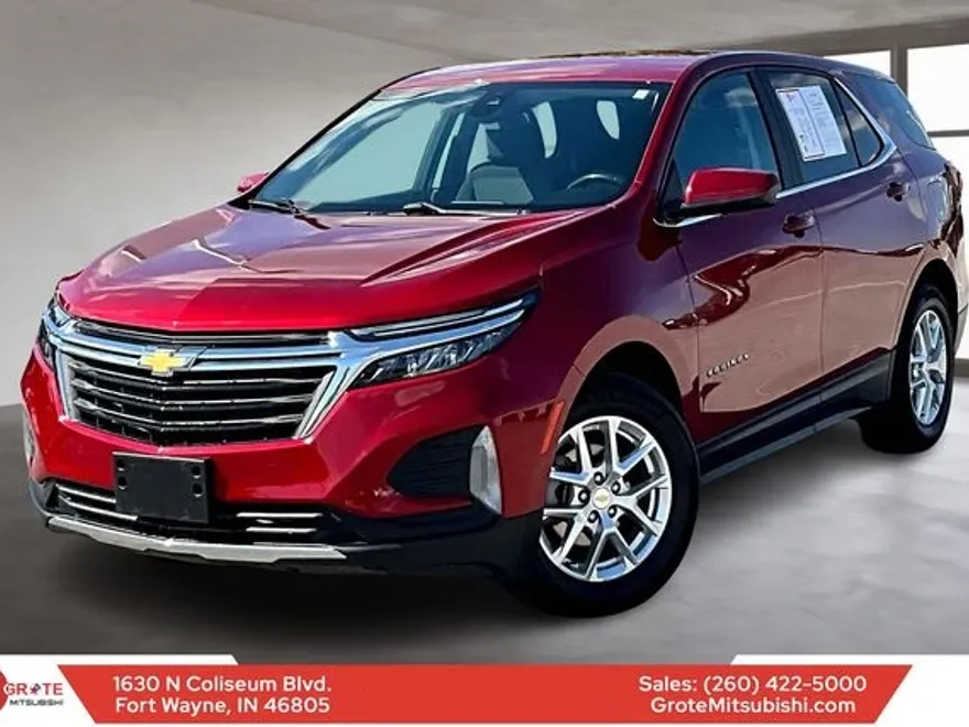 2022 Chevrolet Equinox LT photo 1