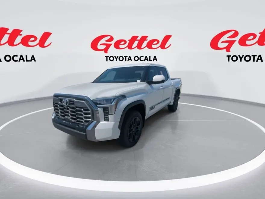 2025 Toyota Tundra Platinum photo 1