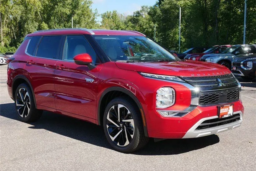 2025 Mitsubishi Outlander PHEV SEL Black Edition photo 1