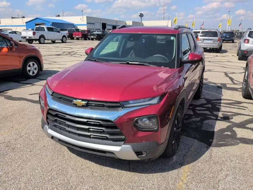 2021 Chevrolet Trailblazer LT photo 1