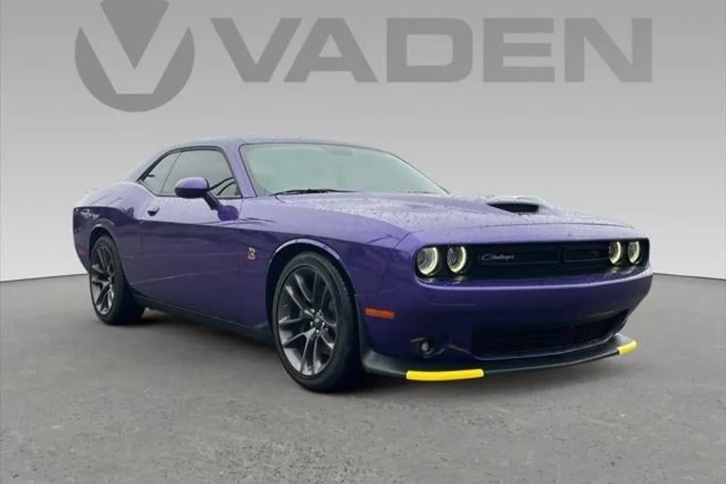 2023 Dodge Challenger R/T Scat Pack photo 1