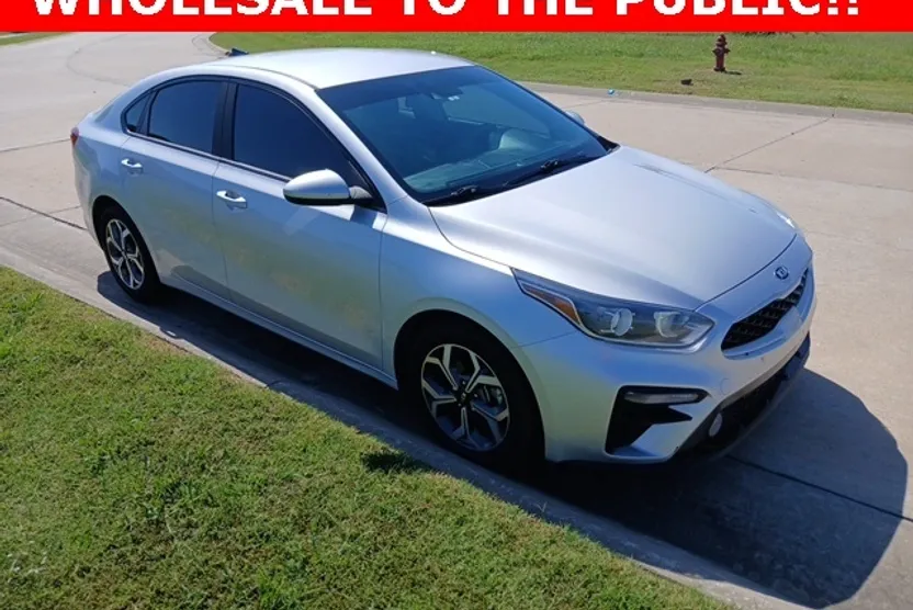 2019 Kia Forte LXS photo 1