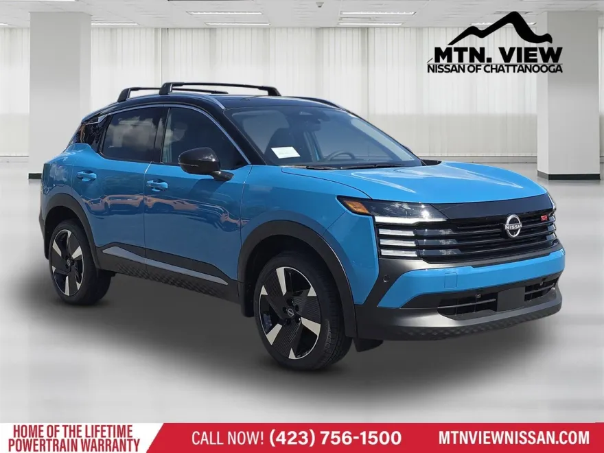 2025 Nissan Kicks SR photo 1