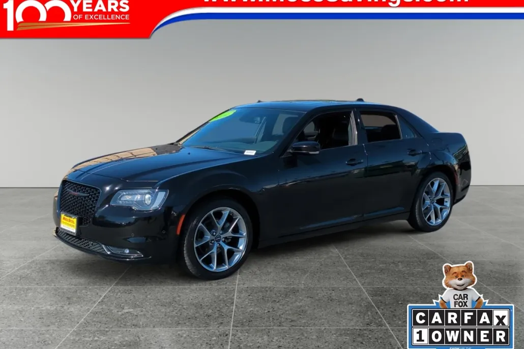 2022 Chrysler 300 S photo 1