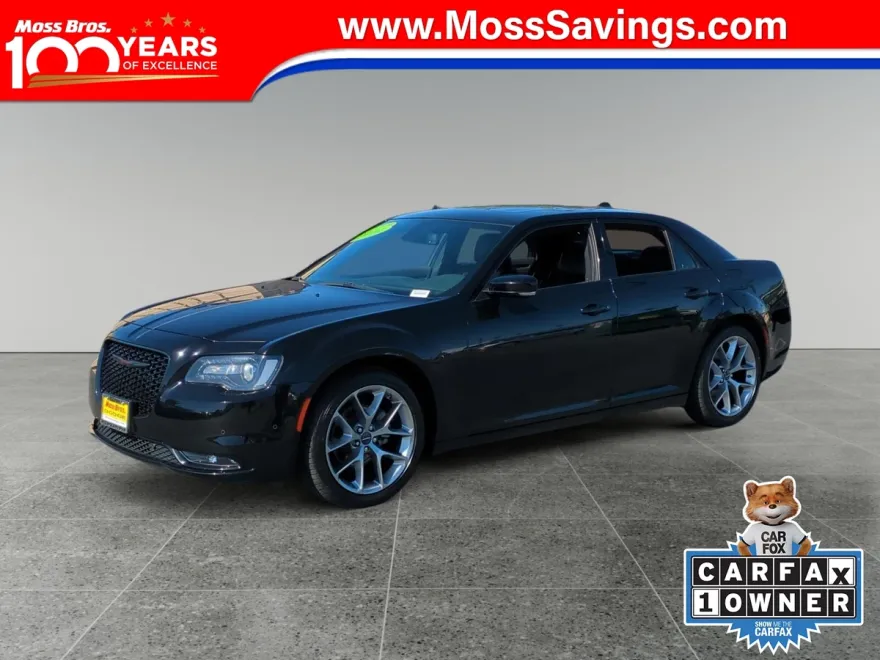 2022 Chrysler 300 S photo 1