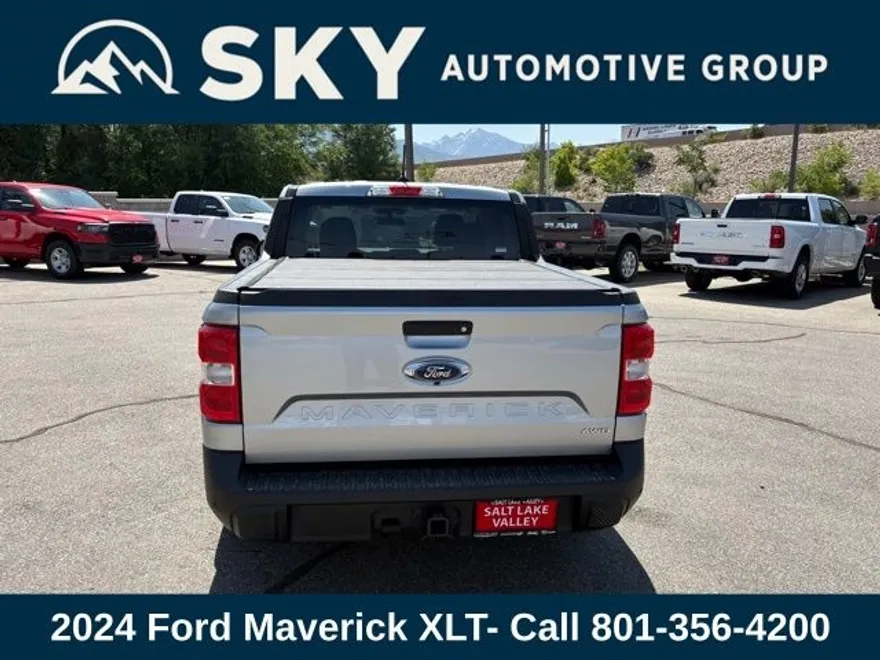 2024 Ford Maverick XLT photo 1