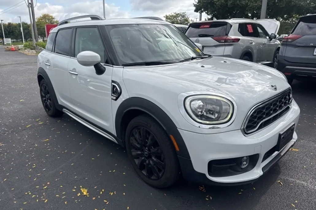 2020 Mini Cooper ALL4 S photo 1