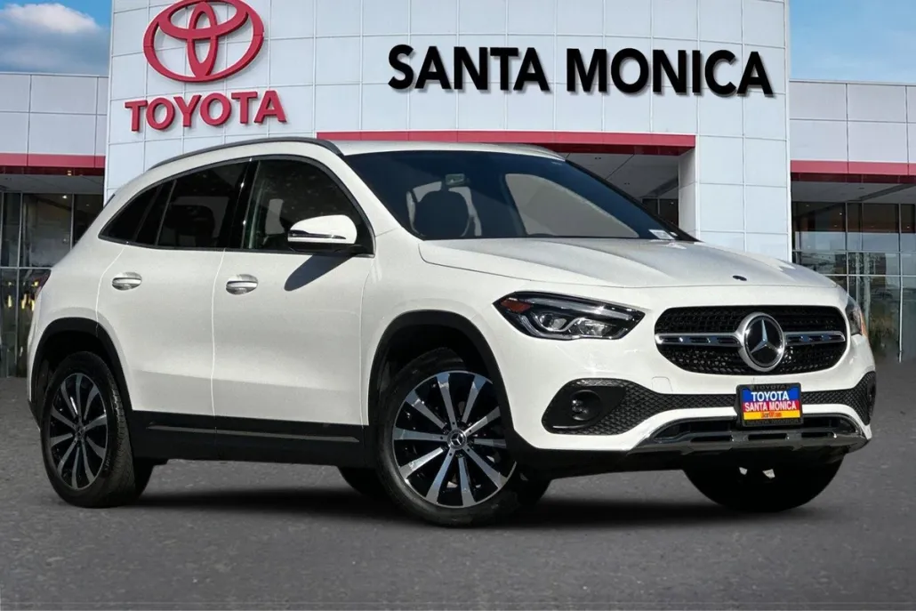 2021 Mercedes Benz GLA 250 photo 1