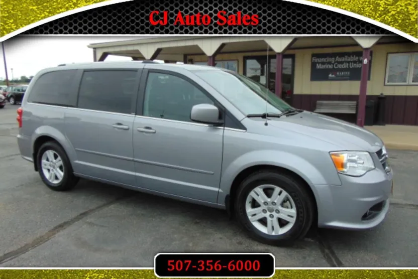 2013 Dodge Grand Caravan Crew photo 1