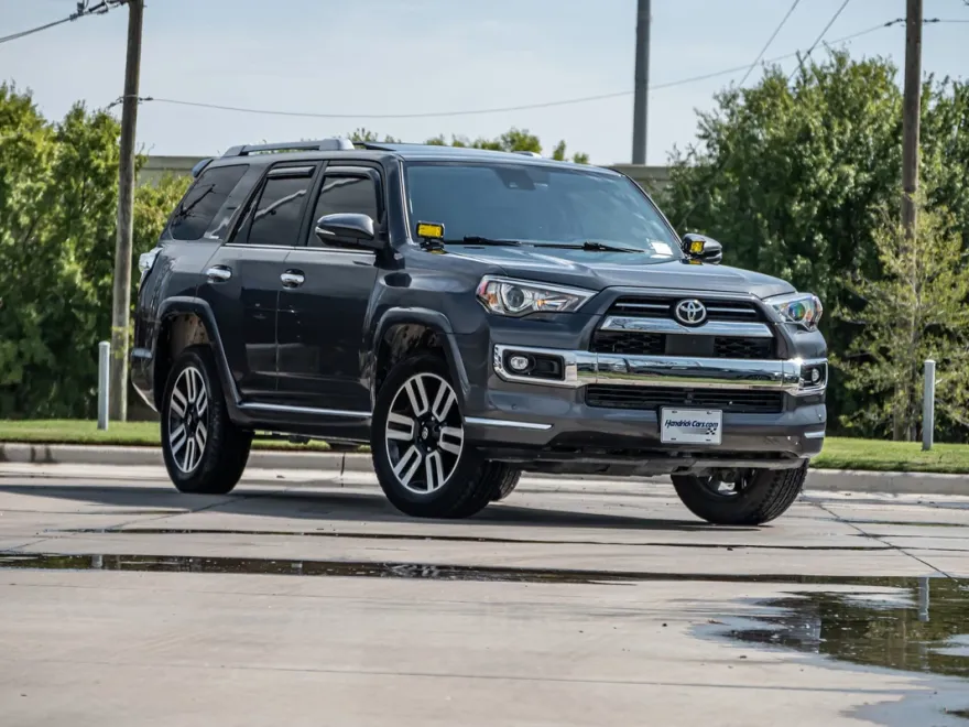 2023 Toyota 4Runner Limited 4WD photo 1