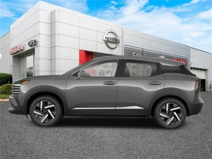 2025 Nissan Kicks SV photo 1