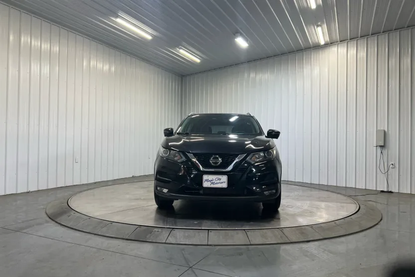 2022 Nissan Rogue Sport SV photo 1