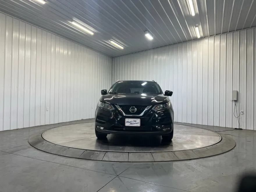 2022 Nissan Rogue Sport SV photo 1