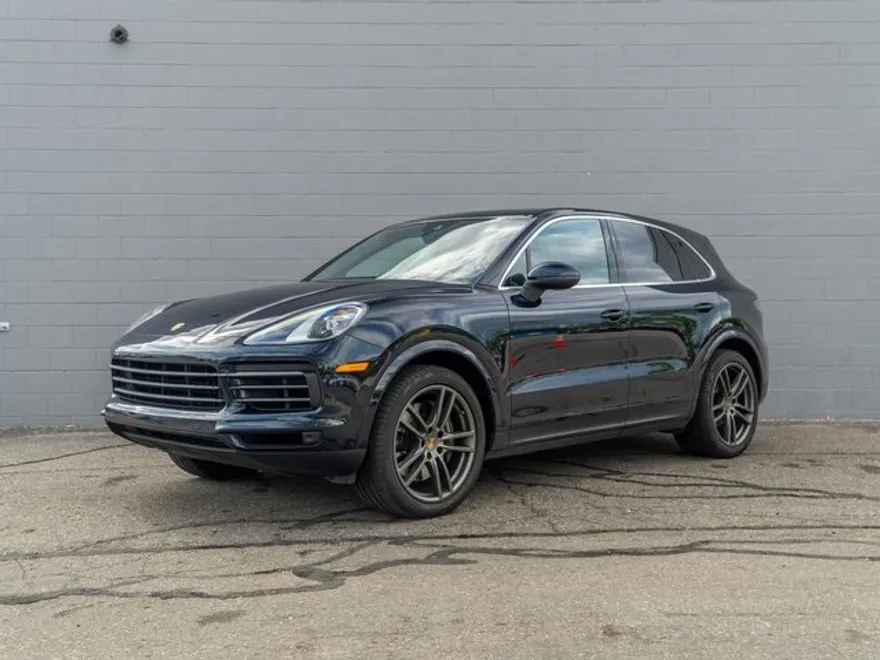 2021 Porsche Cayenne Base photo 1