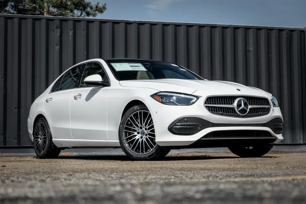 2025 Mercedes Benz C 300 4MATIC photo 1