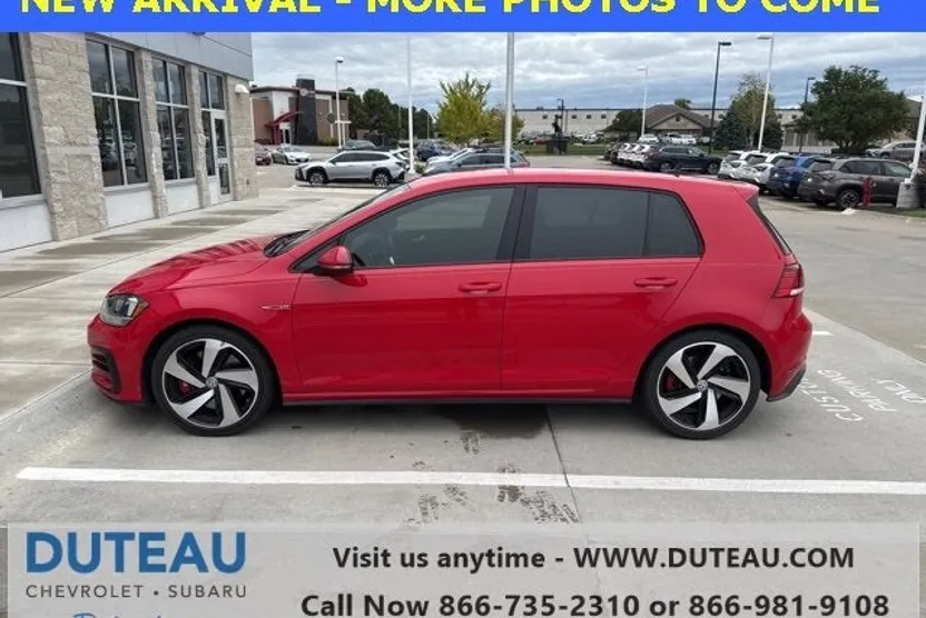 2020 Volkswagen Golf GTI S photo 1
