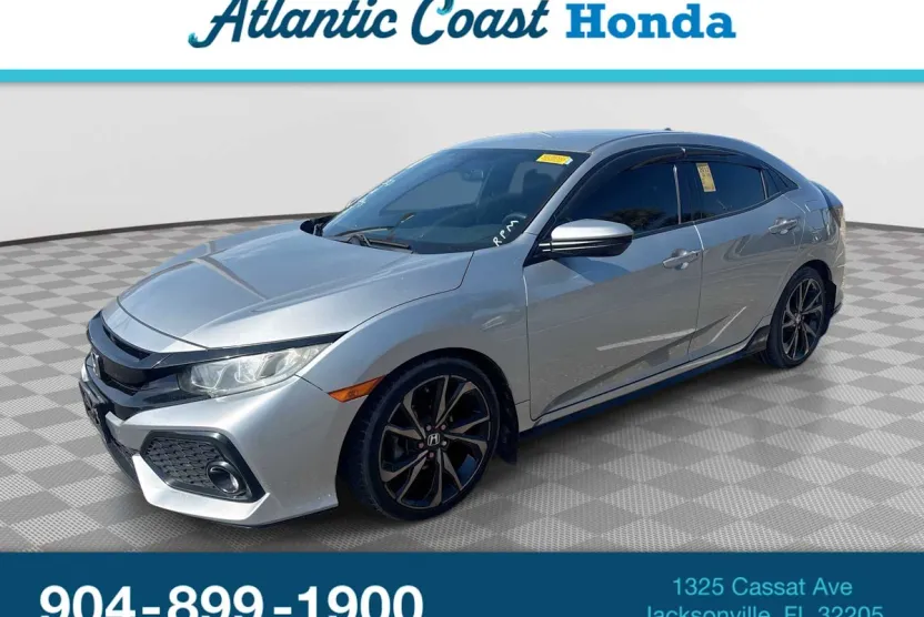 2017 Honda Civic Sport photo 1