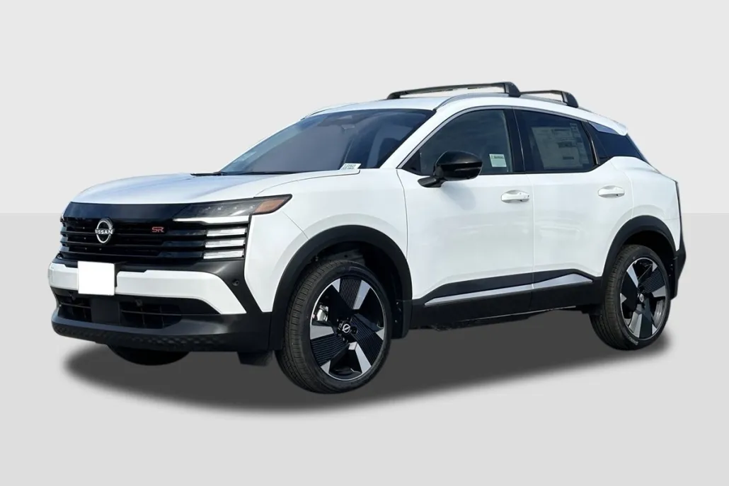 2026 Nissan Kicks SR photo 1