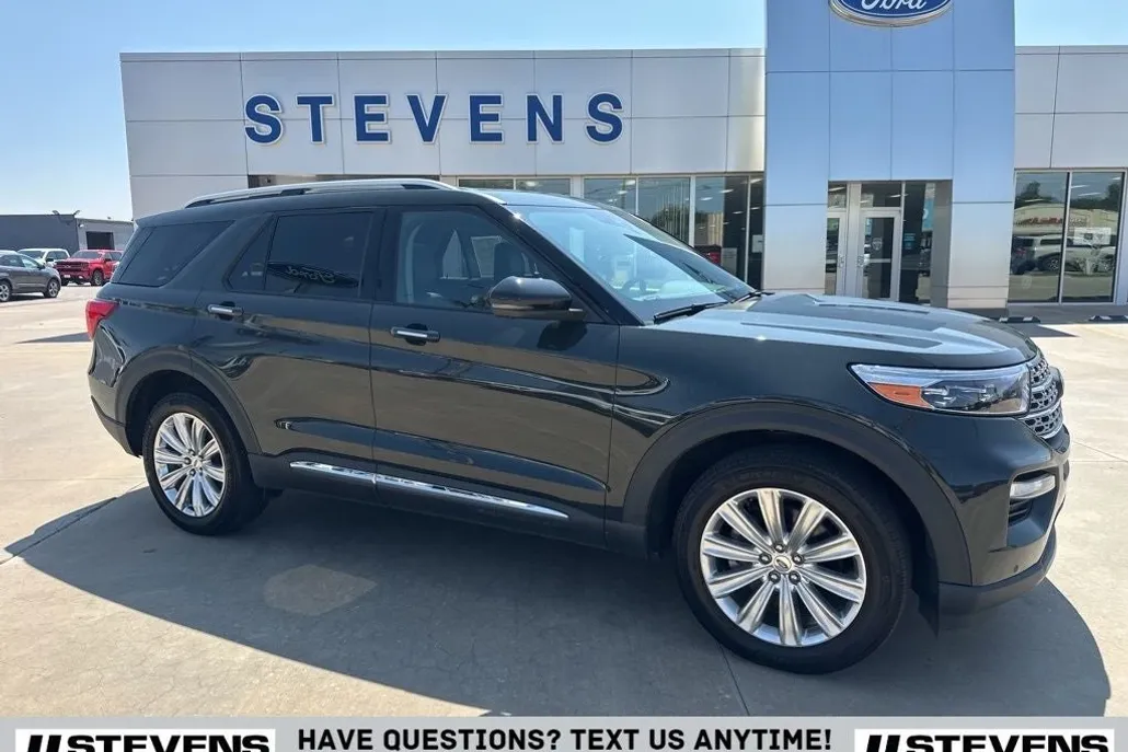 2022 Ford Explorer Limited photo 1