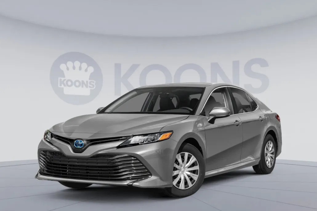 2018 Toyota Camry Hybrid LE photo 1