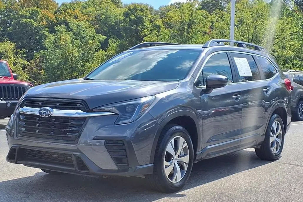 2024 Subaru Ascent Premium photo 1