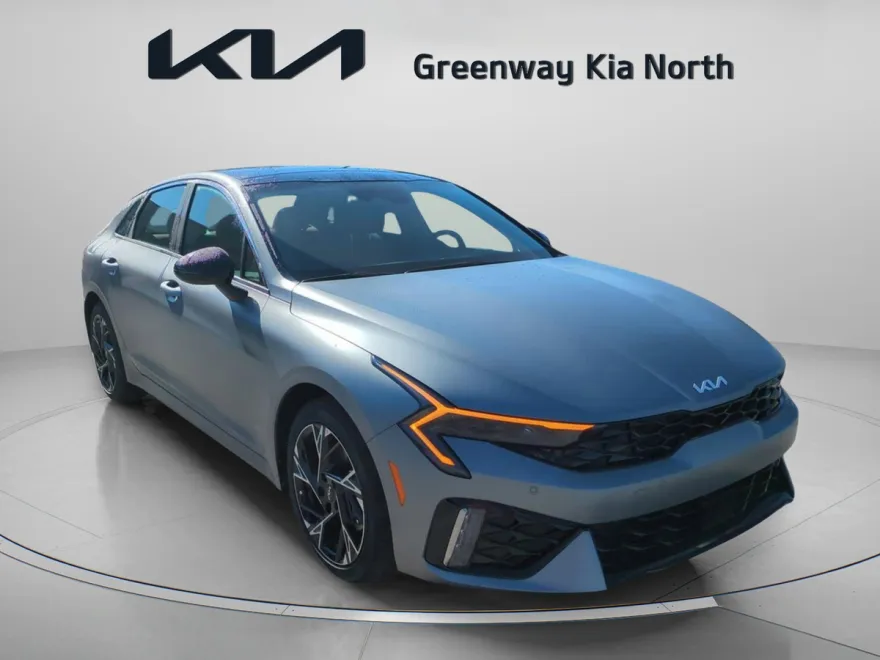 2025 Kia K5 GT-Line photo 1