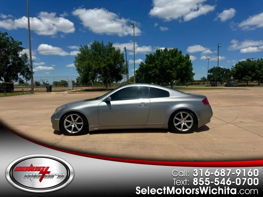 2004 Infiniti G35 Coupe photo 1