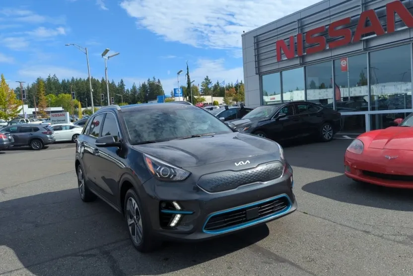2022 Kia Niro EV EX photo 1