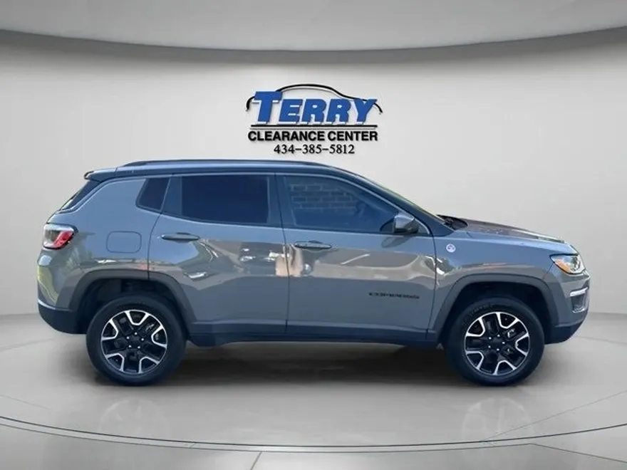 2021 Jeep Compass Trailhawk photo 1