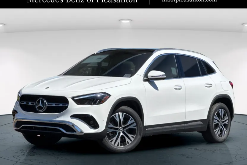 2026 Mercedes Benz GLA 250 4MATIC photo 1