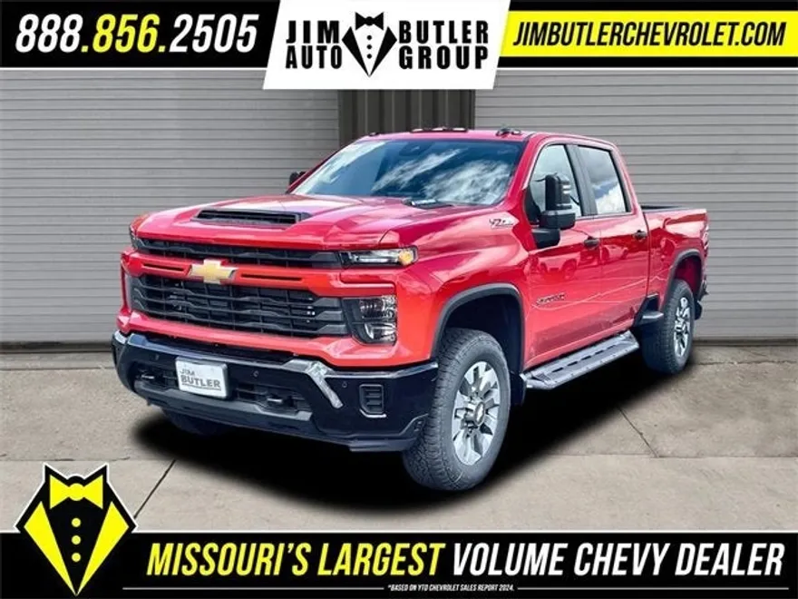 2025 Chevrolet Silverado 2500HD Custom photo 1