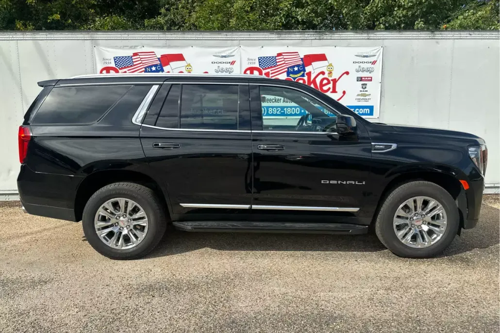 2024 Gmc Yukon Denali photo 1