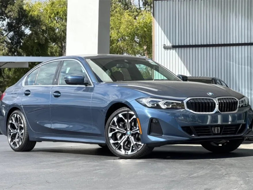 2025 Bmw 330i photo 1