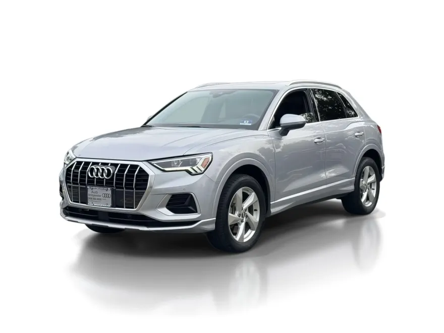 2020 Audi Q3 Premium Plus 45 TFSI photo 1