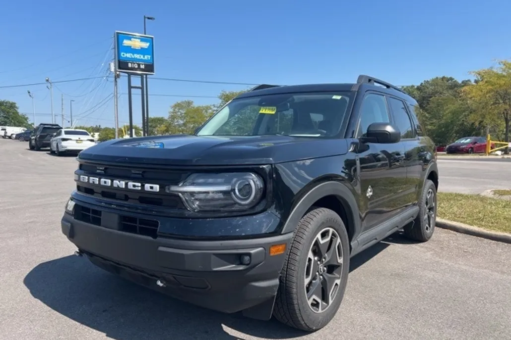 2022 Ford Bronco Sport Outer Banks photo 1
