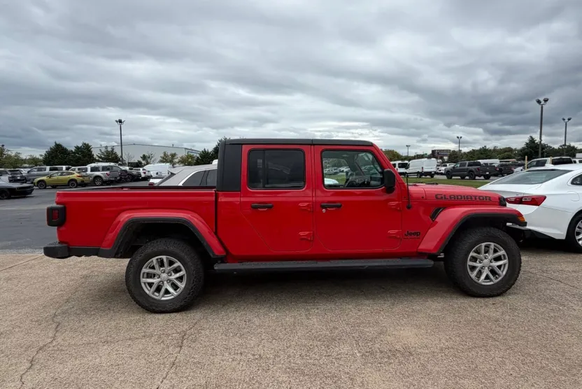 2023 Jeep Gladiator Sport photo 1