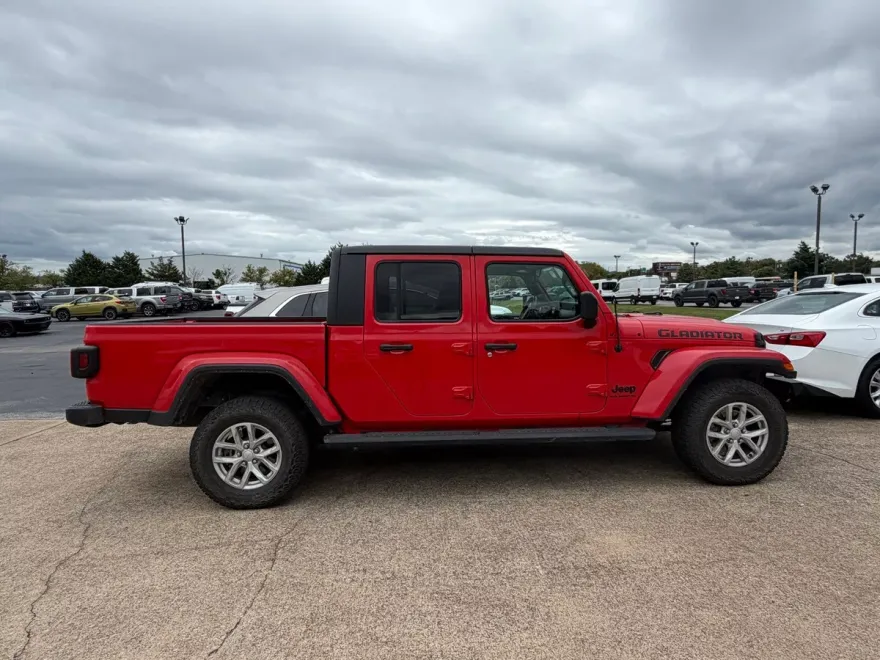 2023 Jeep Gladiator Sport photo 1