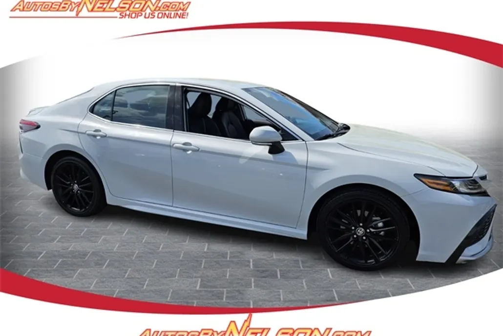 2023 Toyota Camry XSE photo 1