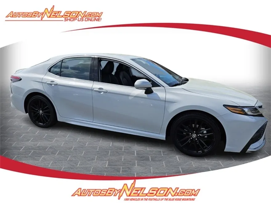 2023 Toyota Camry XSE photo 1
