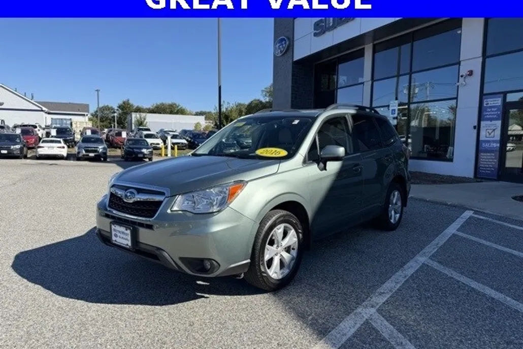 2016 Subaru Forester 2.5i Premium photo 1