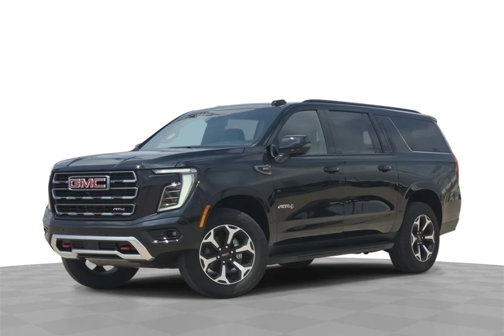 2025 Gmc Yukon XL AT4 photo 1