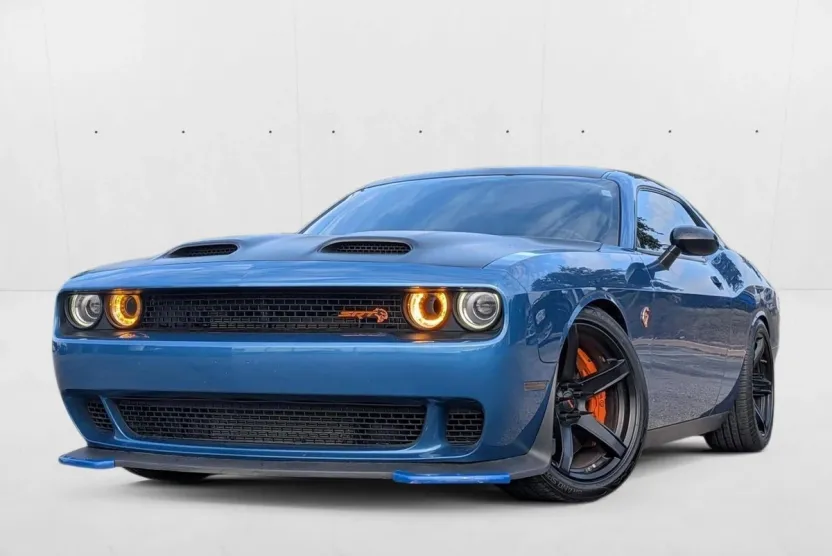 2020 Dodge Challenger SRT8 Hellcat photo 1